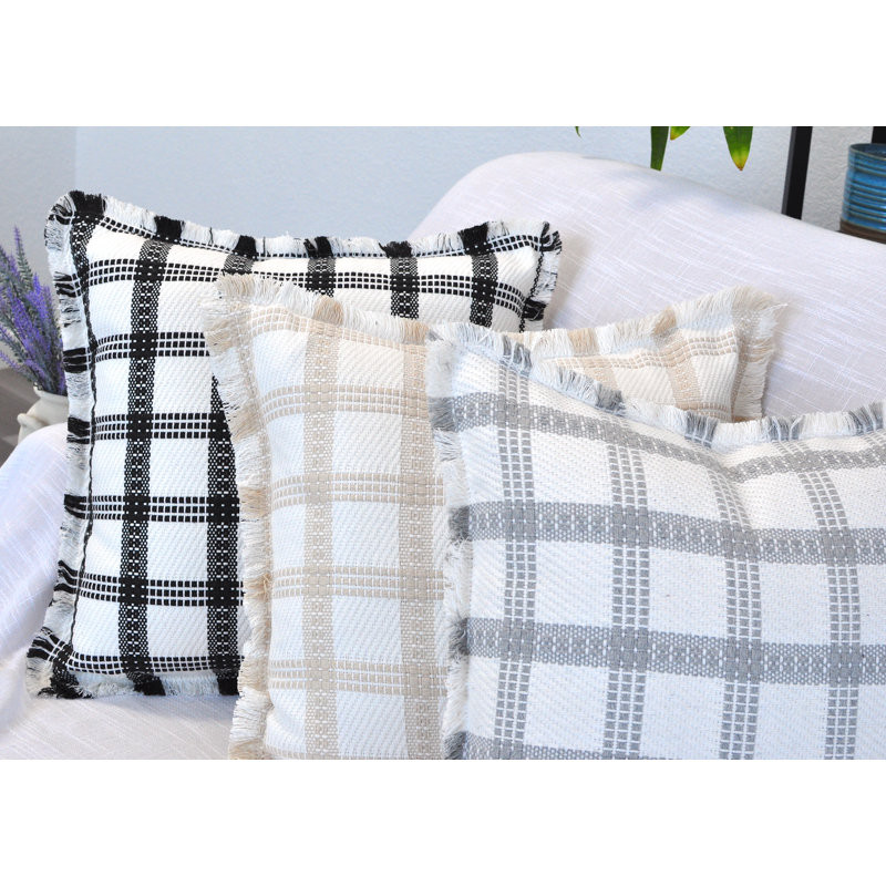 Ensemble de 2 housses de coussin à carreaux tissées avec franges, Beige, 18 po x 18 po