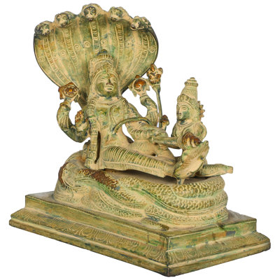 Figurines & Sculptures