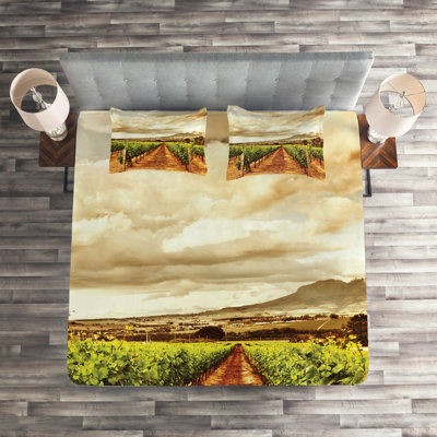 Cloud Farmhouse / Country Coverlet