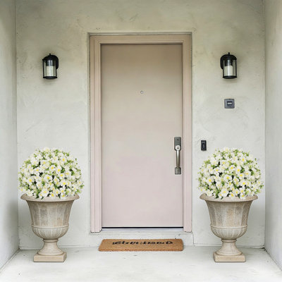 Décoration florale artificielle résistante aux rayons UV de 24 pouces en fausse fleur artificielle en forme de lotus adaptée aux espaces intérieurs et extérieurs (blanc), 2 pots par / ensemble