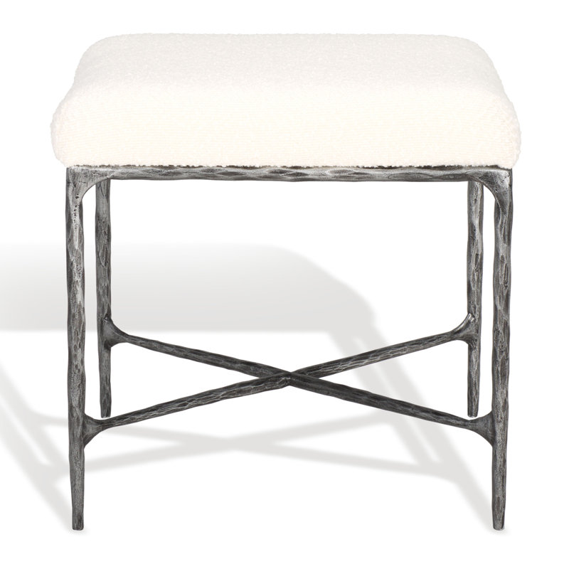 Jaysion Ottoman, Ivory