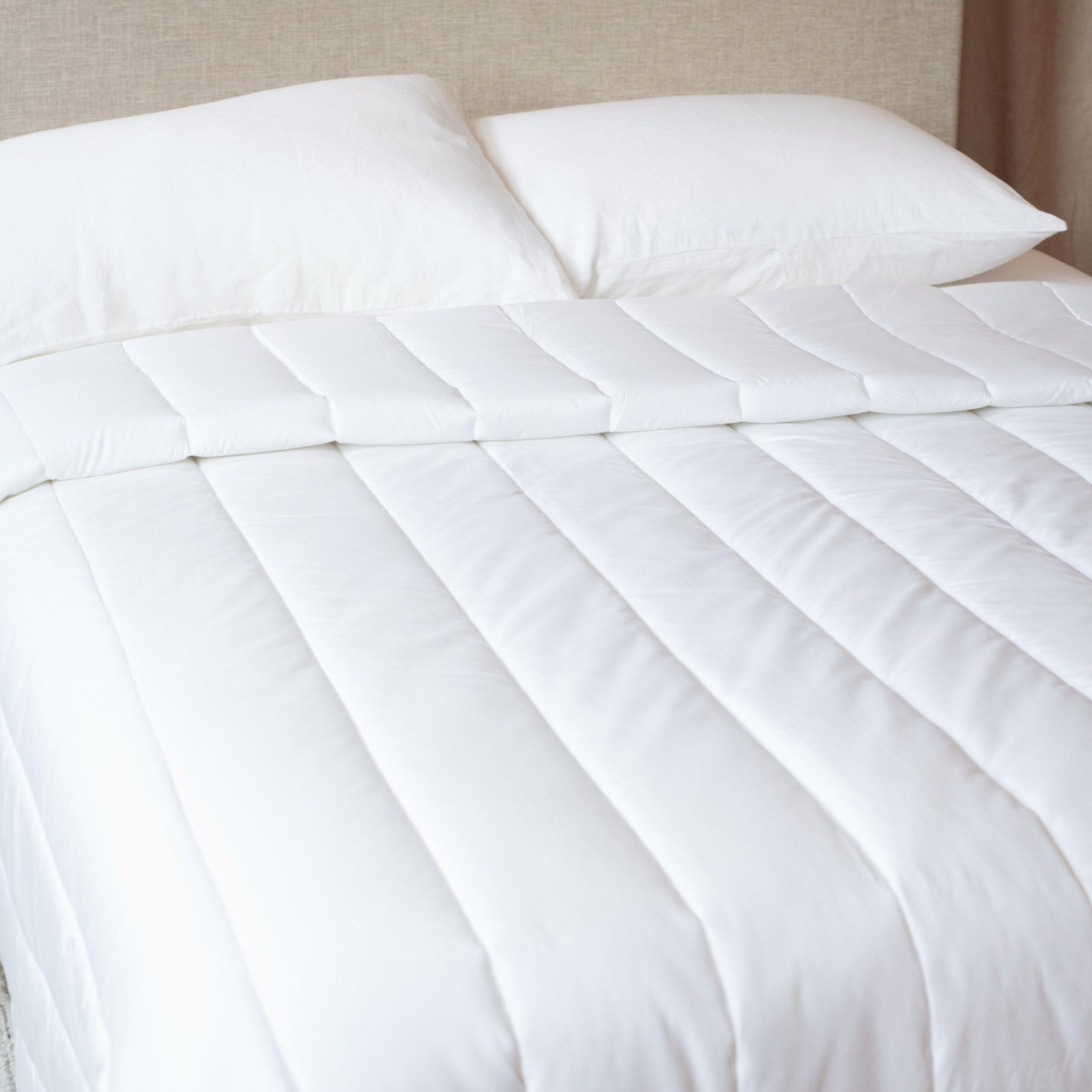 All Season Down Alternative Comforter, Queen