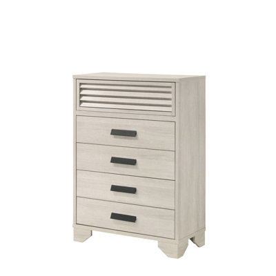 Contemporary 5-Drawer Louvered Design Chest with Finger Pull Hardware, Ideal for Modern Bedrooms and Beige Finish