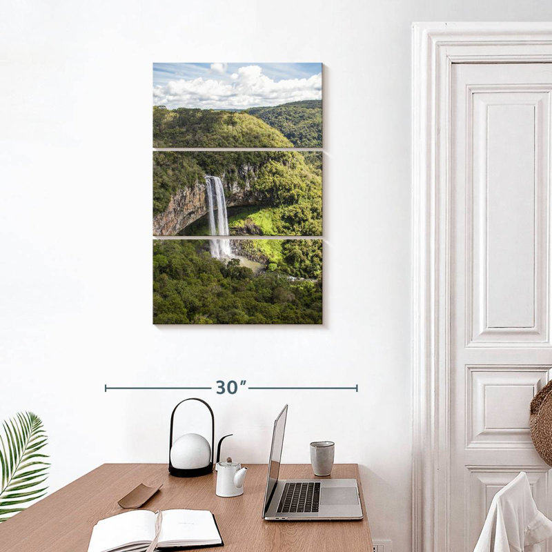 Alvord, cascade des chutes de Caracol, H 32 po x l 20 po