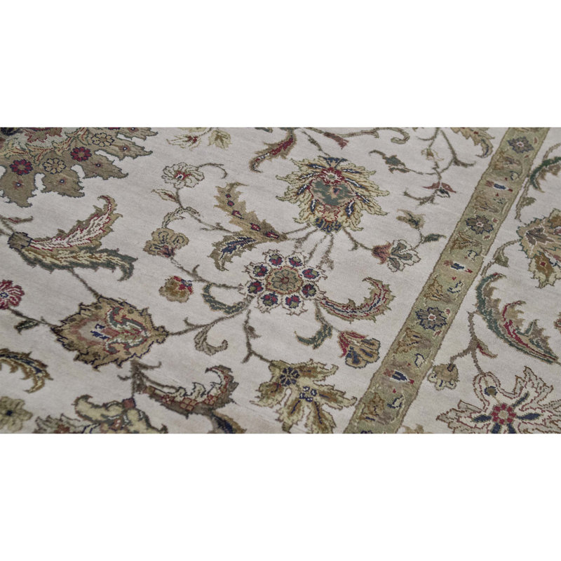 Chantel Oriental Area Rug in Ivory, Rectangle 4' x 6'4"