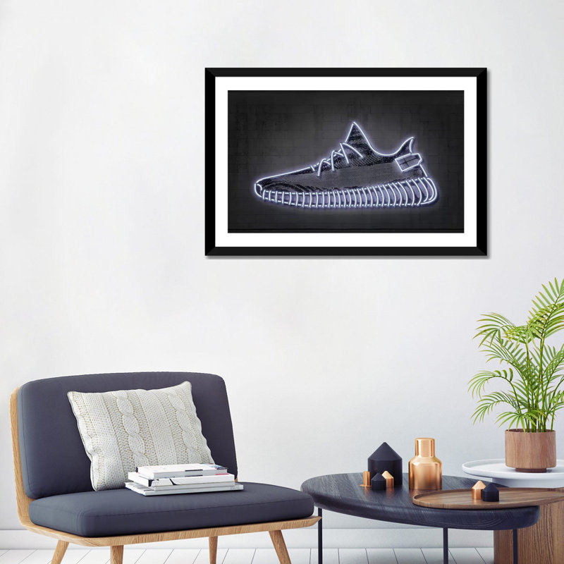 « Sneaker Y » par octave Mielu-impression d’art graphique, Blanc, Papier encadré noir, H 24 po x l 32 po x P 1 po