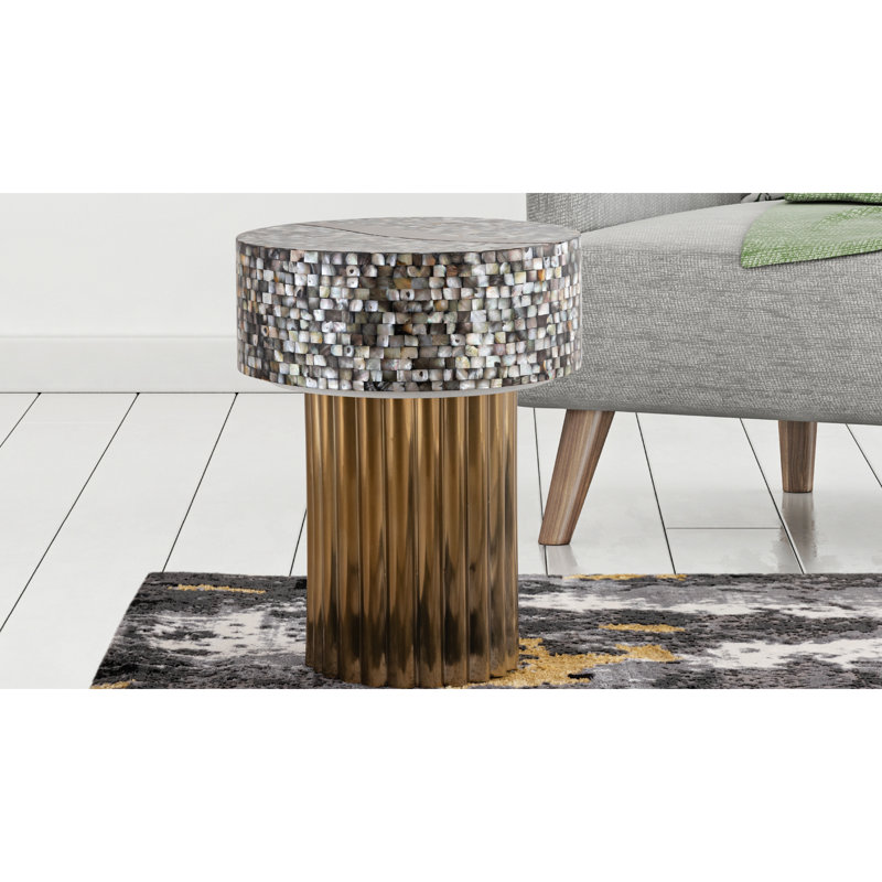 Table de bout moderne avec opulence en nacre et robustesse en acier inoxydable
