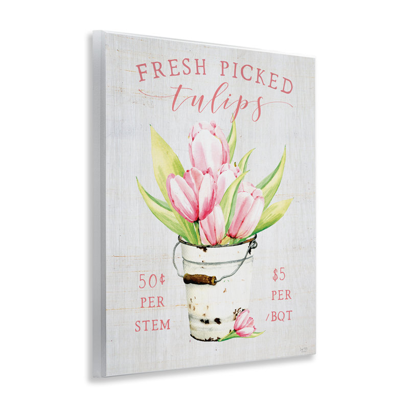 Plaque murale antique avec tulipes fraîchement cueillies, design par Lux + Me Designs