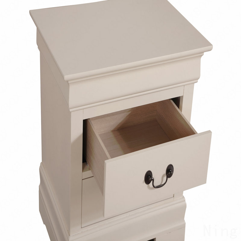Élégante table de chevet beige au design classique, Beige