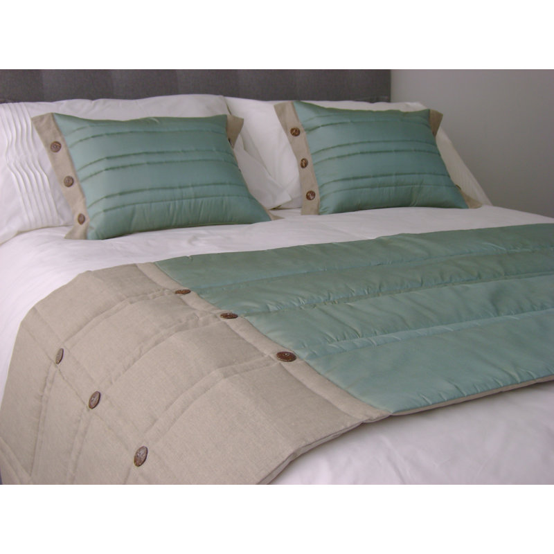 Coco Bed Runner, Mint