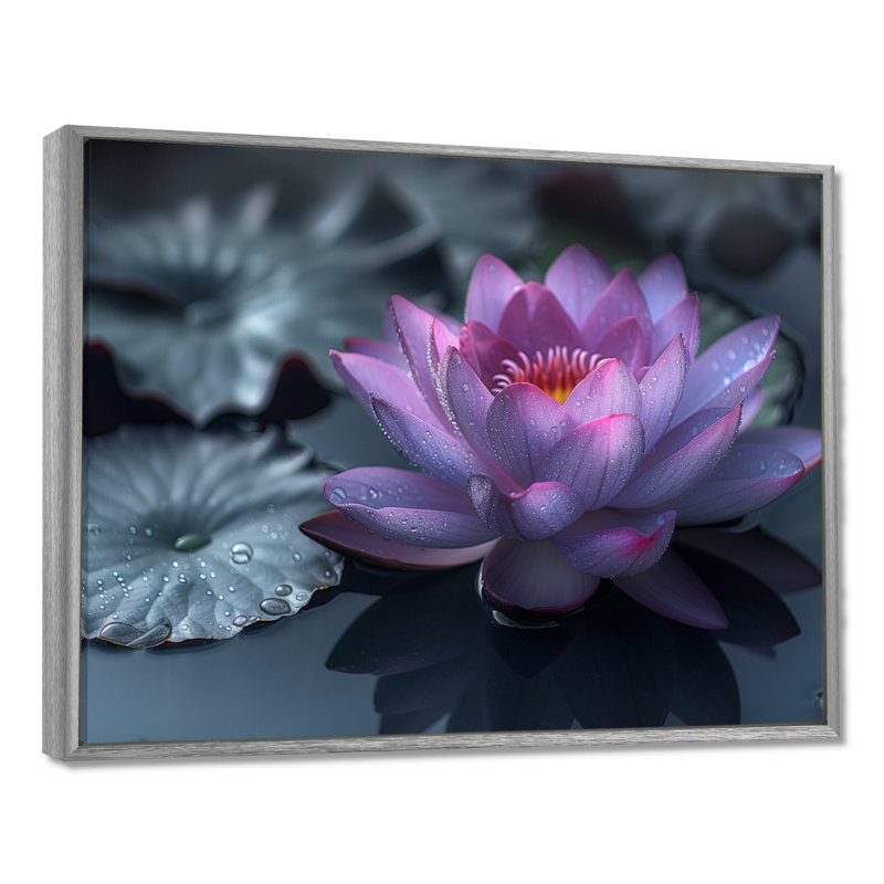 Mauve, gris, lotus mystique, photo III - décoration murale lotus, Encadrement argenté, H 34 po x l 44 po