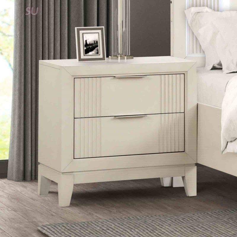 Transitional Style Nightstand With Dovetail Drawers, Chrome Handles, And Fluted Design For Elegant Bedroom Storage