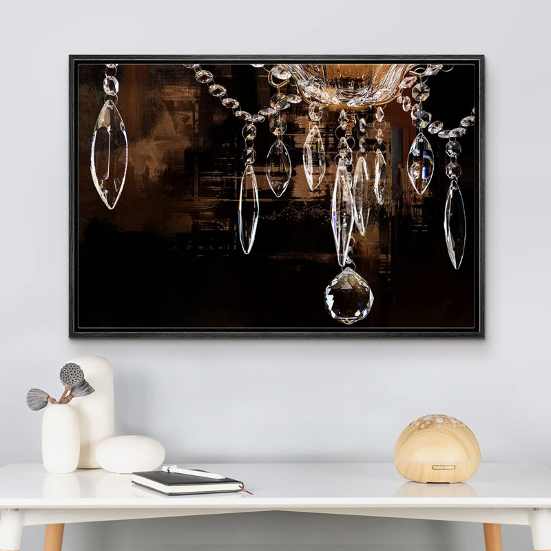 Lustre en cristal sur fond brun foncé, H 16 po x l 24 po x P 1,5 po, Cadre flottant noir