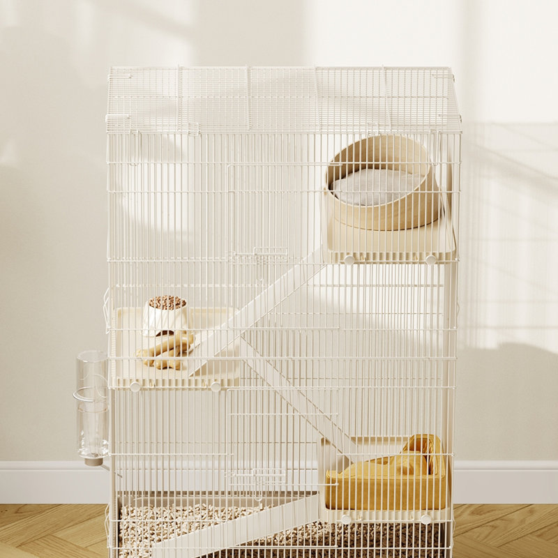 Cage en métal à 4 niveaux pour petits cochons d'Inde, lapins, furets, chinchillas, Rats - Habitat sécuritaire avec roues, Rampes amovibles - Facile à nettoyer, Enclos pour animaux de compagnie intérieur, 28 pouces