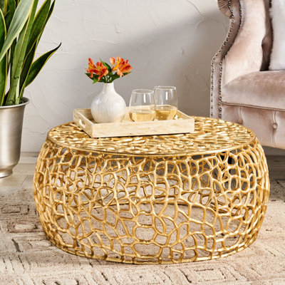 Table basse en aluminium fabriquée à la main en forme de maille avec des accents dorés, table élégante et texture dorée 27,8 x 27,8 x 12,65 pouces, l 27,8 x P 27,8 x H 12,65 po