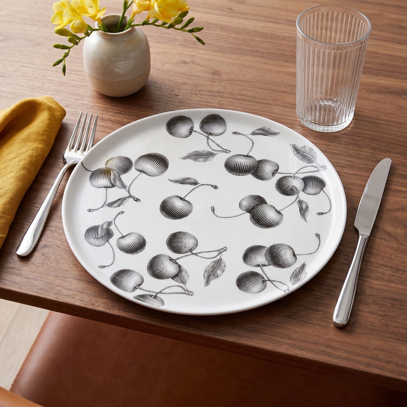 Twig New York Olive Market 9" Appetizer Plate