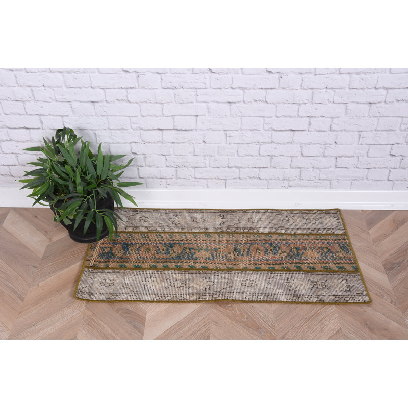 Handcrafted Turkish Wool Rug For Cozy Home Design - Vintage Small Ethnic Door Mat Ideal For Flooring Decor