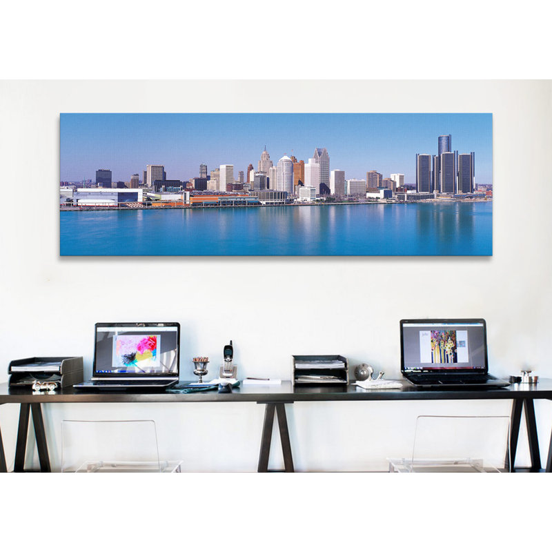 « détroit horizon cityscape », reproduction de photo sur toile tendue, H 12 po x l 36 po x P 1,5 po, Toile avec cadre noir