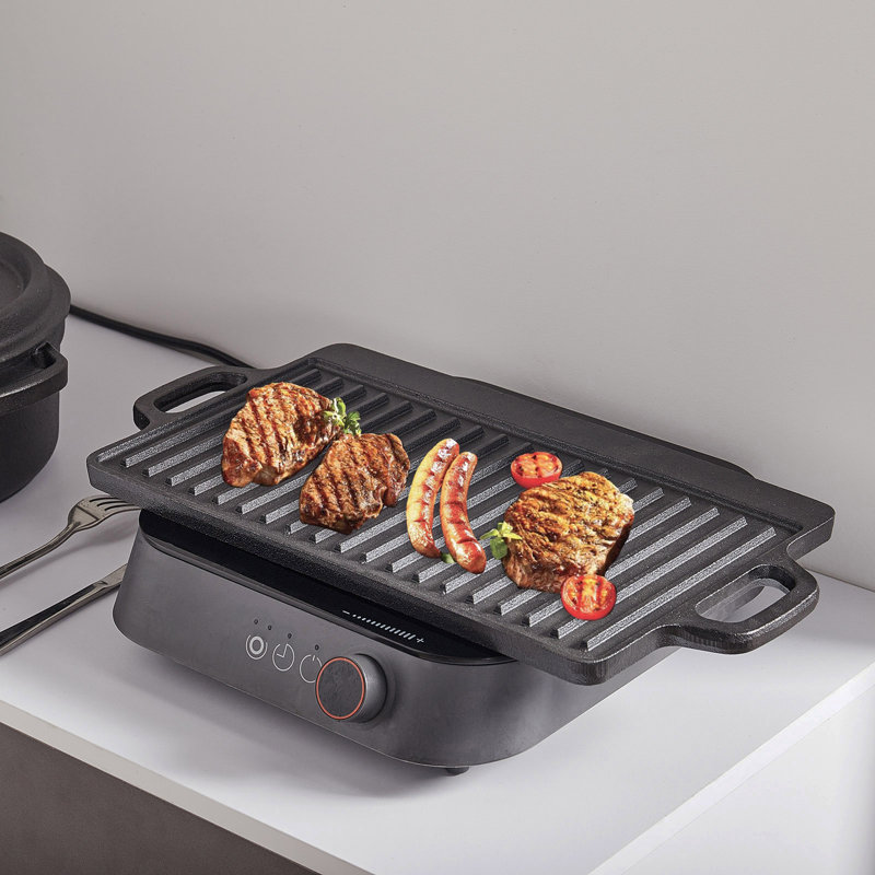 Rectangular Cast-Iron Reversible Griddle & Grill Pan