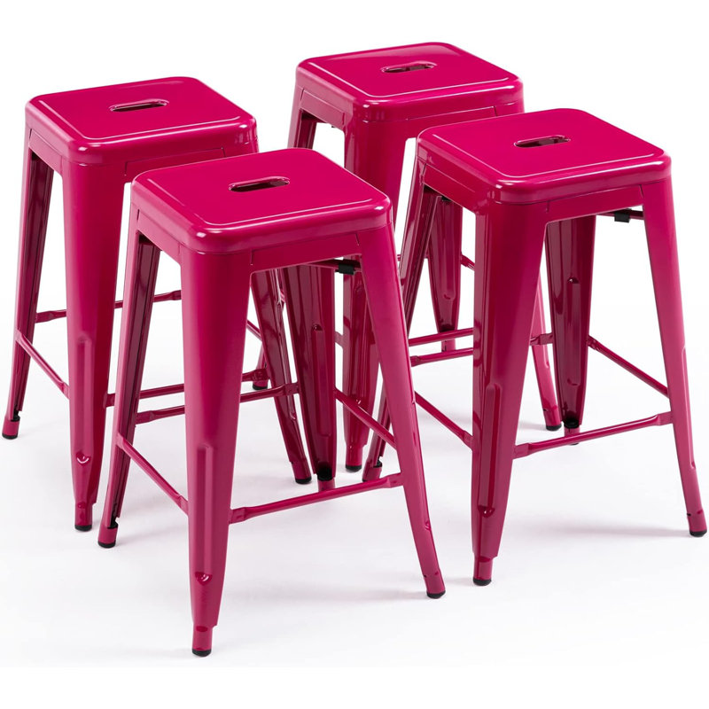 Ensemble de 4 tabourets de bar en métal, hauteur de comptoir 24 po Chaises de bar industrielles Tabourets de patio intérieur / extérieur à hauteur de comptoir avec siège carré