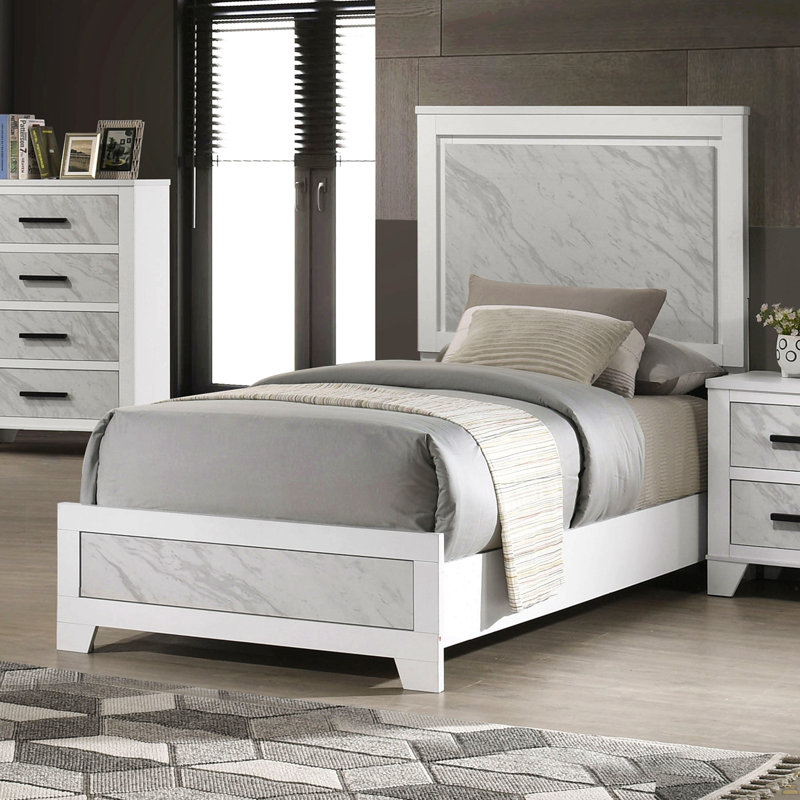 Grand lit (matelas non inclus)