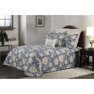 Seabrook Traditional Cotton Floral Bedspread