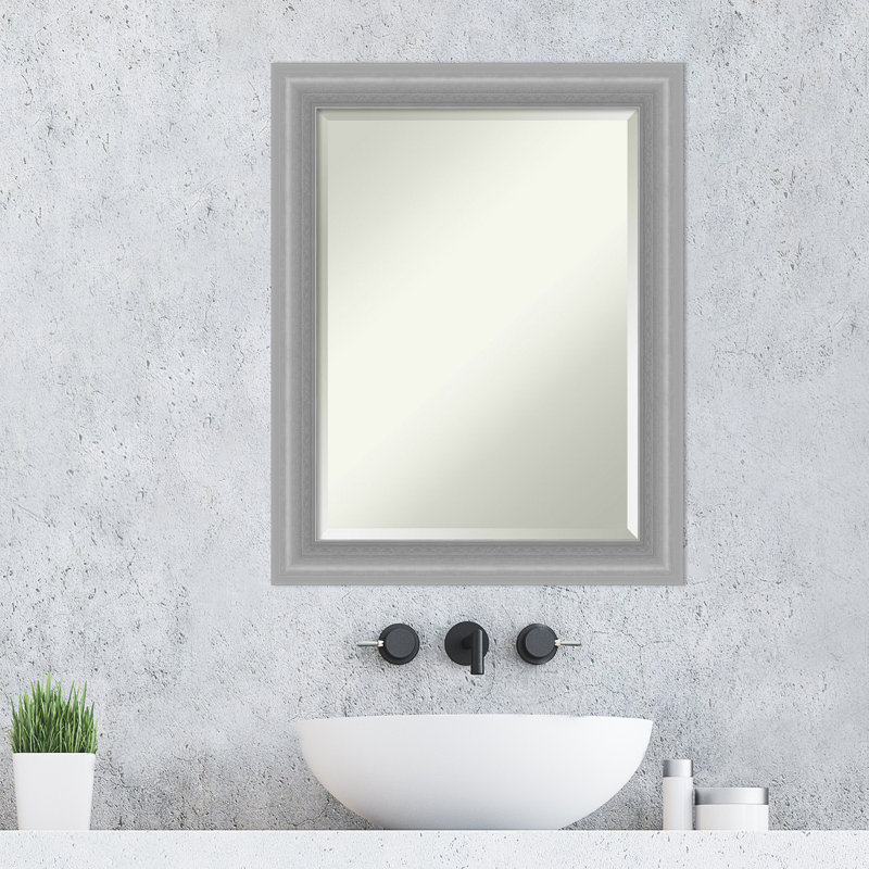 Miroir de salle de bain biseauté Gapland, 28,5 po x 22,5 po