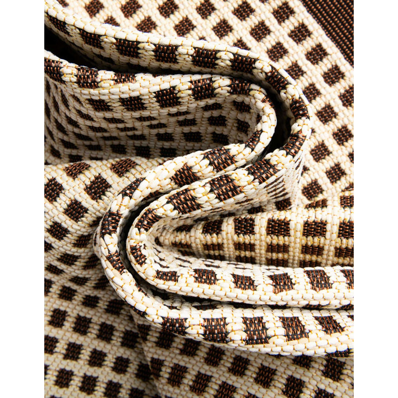 Tapis brun / beige en polypropylène tissé à la machine à motif géométrique Gourlie, Rond 5 pi 1 po