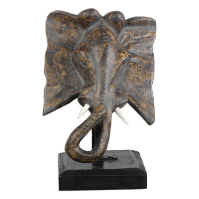 Dorotea Animals Bust