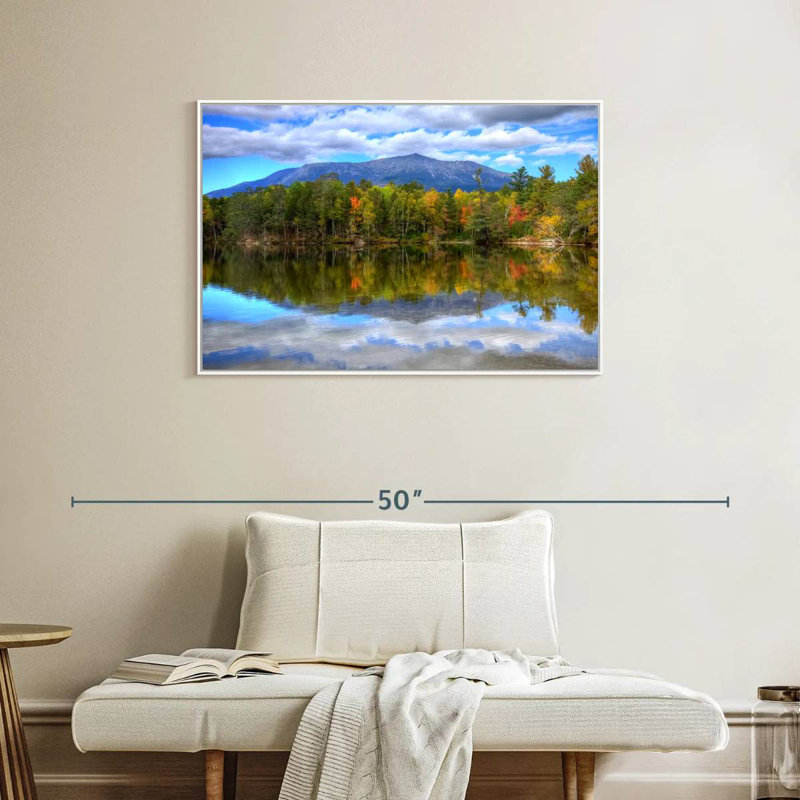 Paysage du mont Katahdin, Cadre flottant blanc, 37 po x 25 po