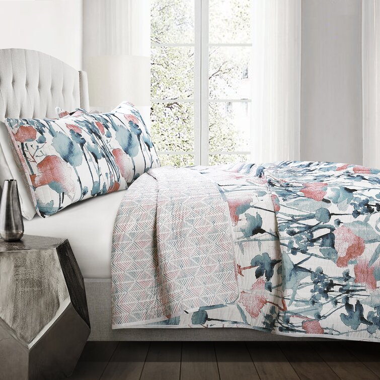 https://assets.wfcdn.com/im/00507279/resize-h755-w755%5Ecompr-r85/4762/47622047/Shander+100%25+Cotton+Quilt+Set.jpg