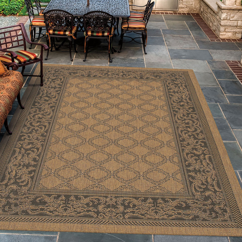 Tapis intérieur floral noir Dauphine, Rectangle 5 pi10 po x 9 pi2 po