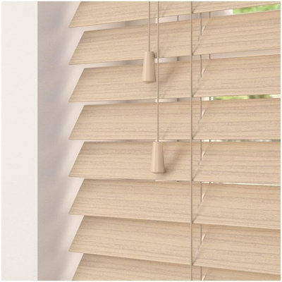 Room Darkening Venetian Blind