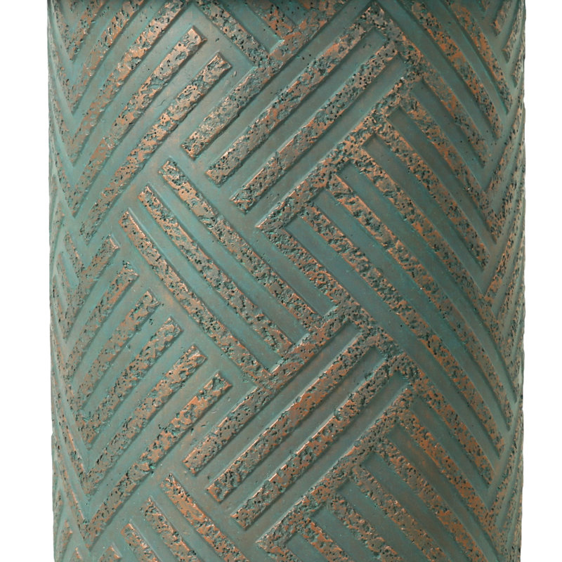Table d'appoint ronde dorée au design moderne pour patio, tabouret d'extérieur artisanal peint à la main, largeur 43,6 cm (17,15 po), sans assemblage, style contemporain, petit élément décoratif pour jardin.