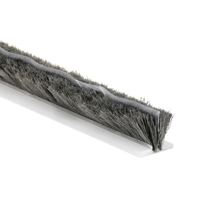 Brixwell 63-113 coupe-bise avec ailette 500 pi longueur 0,260 po hauteur poils 0,270 po largeur gris