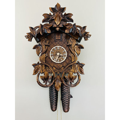  Horloge coucou huit jours avec vignes et feuilles sculptées à la main de 16 pouces de hauteur