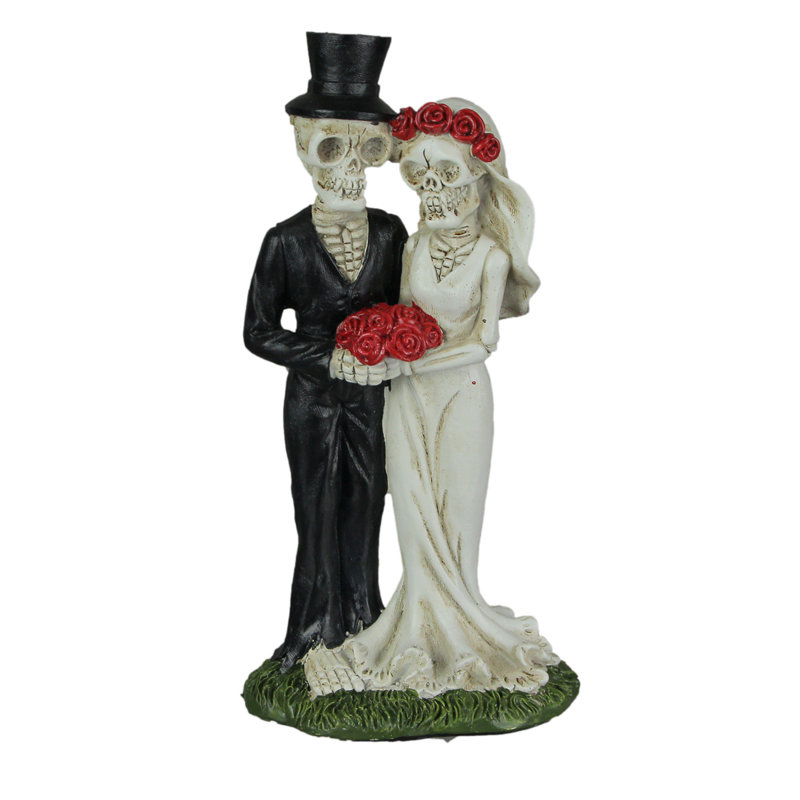 Statue de couple de fiancés