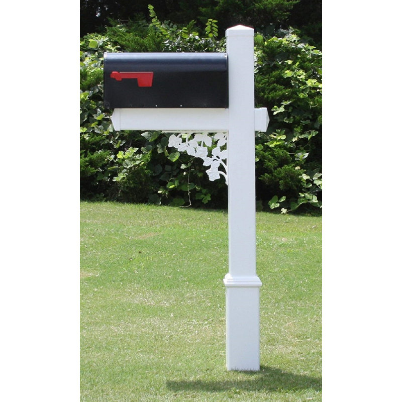 Coolidge Post Mounted Mailbox, Black