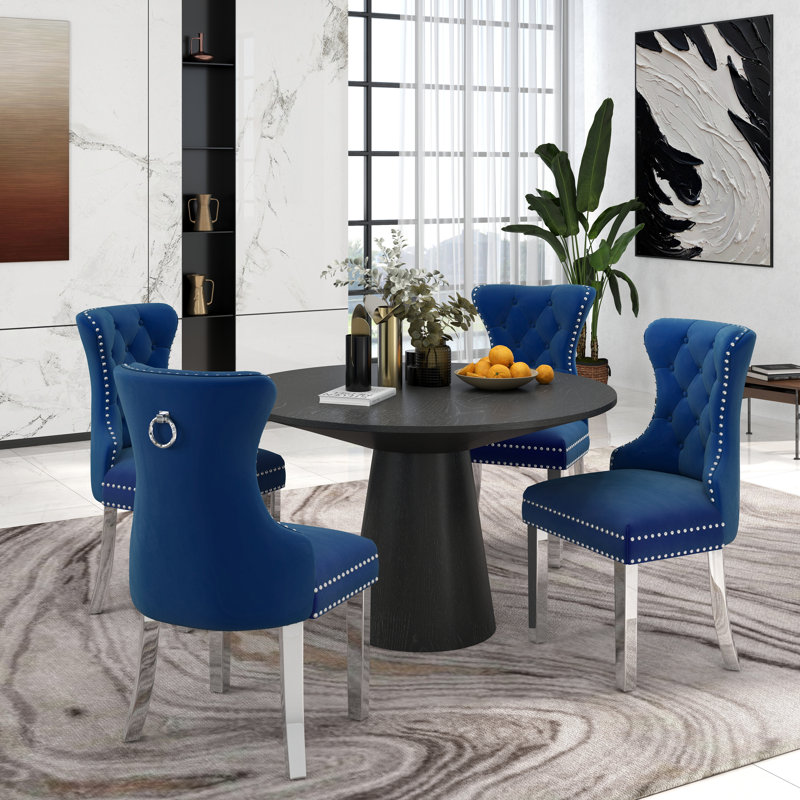 Table de salle à manger à piédestal avec chaises Layloni, Noir, Ensemble de cinq pièces : table, quatre chaises