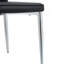 Quatre chaises de salle à manger avec pieds en métal, idéales pour les restaurants et les salons