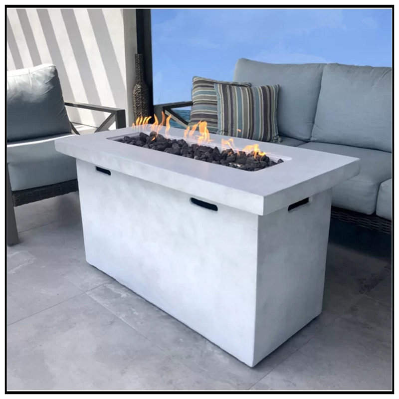 Foyer de table d'extérieur au propane en béton renforcé de fibres H 25 po x l 42 po, Naturel / Blanc