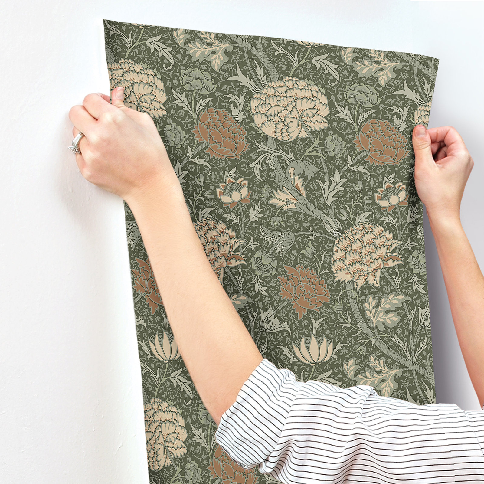 African Marigold Floral Wallpaper, White