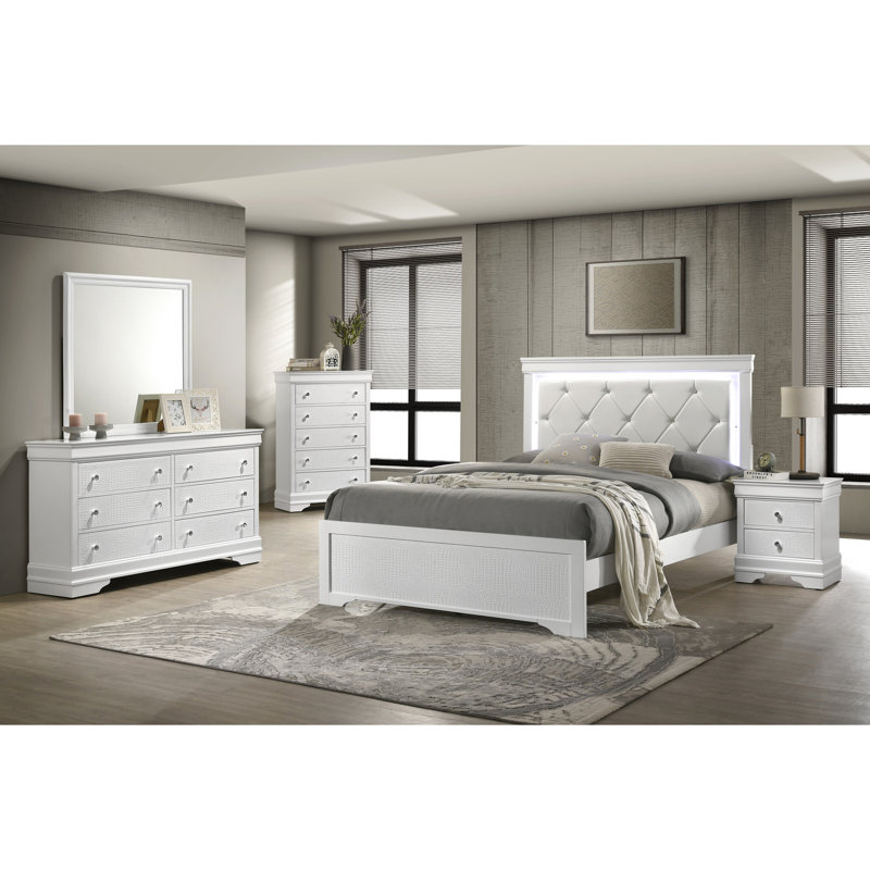 Grand lit moderne blanc avec tête de lit à DEL et cadre en bois rembourré