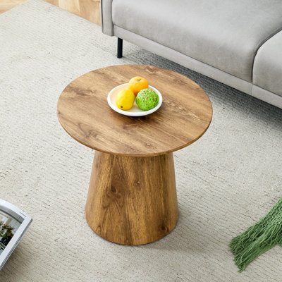 Table basse ronde en panneau de fibres à densité moyenne avec grain de bois naturel - 19,6 po de diamètre, hauteur de 18,8 po.