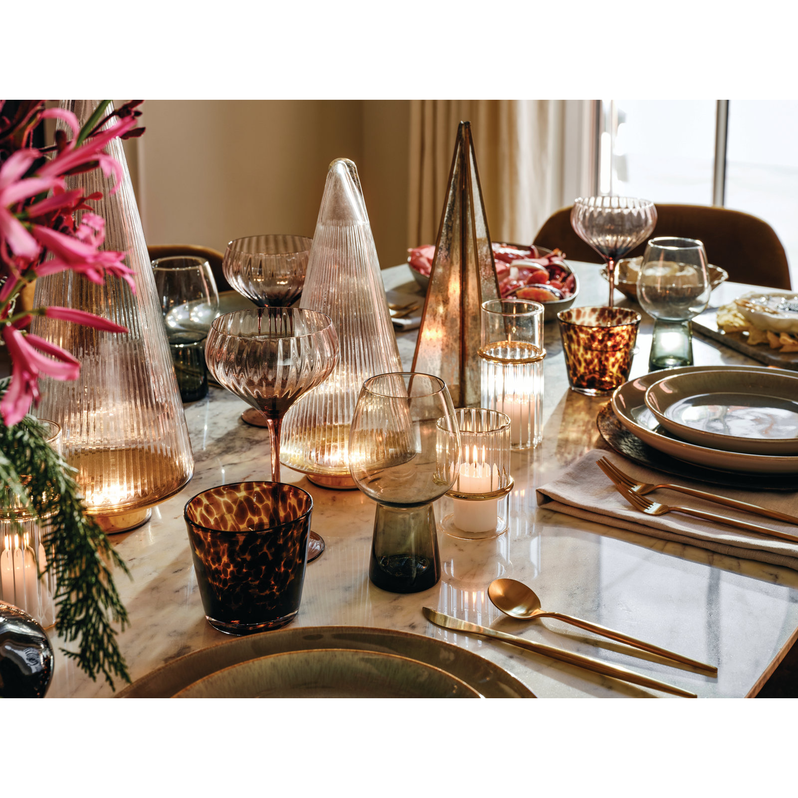 Zephyr Flatware Set - Service for 4, Gold