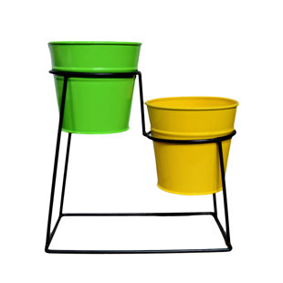 Pot à fleurs en métal