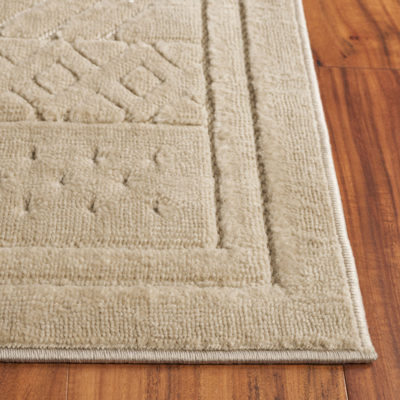 Beige Geometric Patterned Synthetic Area Rug, 5'3" x 7'6"