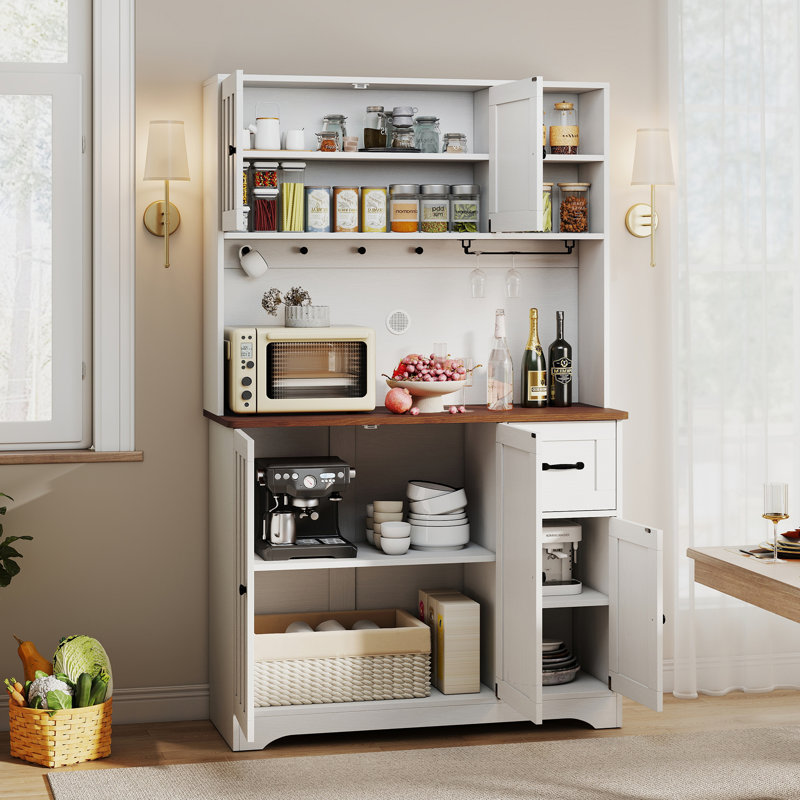 Garde-manger avec porte-gobelet et tablette ouverte