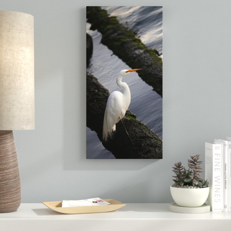« white grues », reproduction de photo, H 36 po x l 18 po x P 0,75 po, Toile tendue