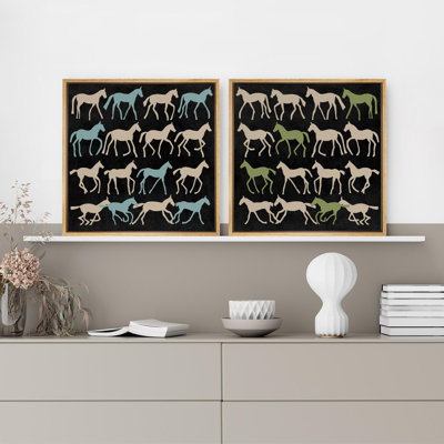 Abstrait cheval minimaliste moderne Moody foncé neutre décor de salon, impression sur toile encadrée